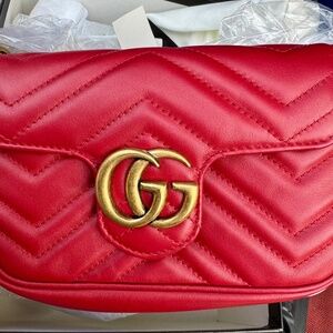 Authentic red GUCCI Apollo Supermini